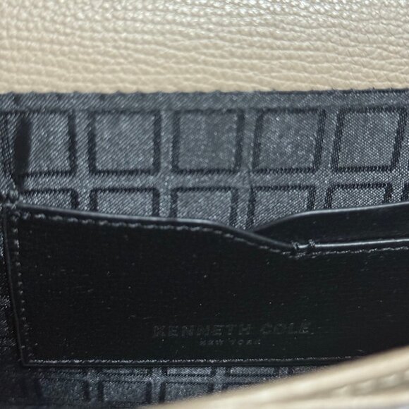 Kenneth Cole Taupe & White Leather Alex Shoulder Bag – Like New - Picture 10 of 10